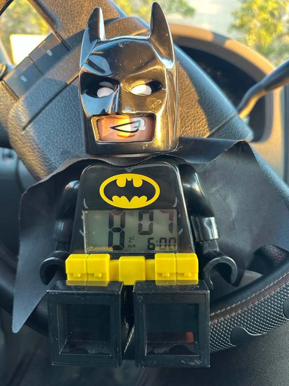 THE LEGO® BATMAN MOVIE Batman™ Minifigure Alarm Clock